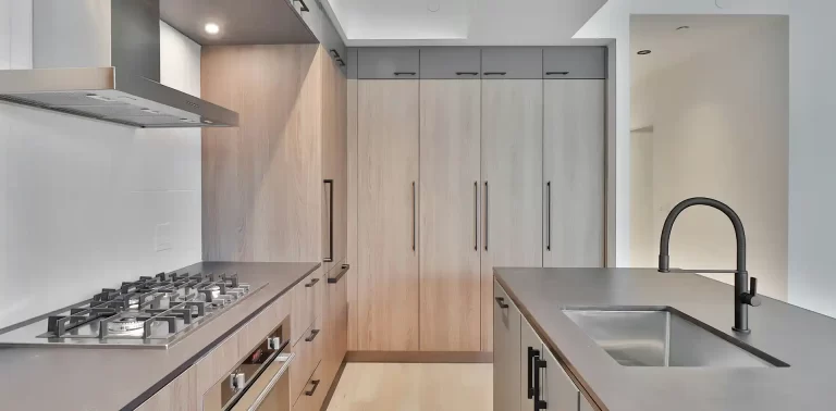 Reforma de cocina en España, instalacion de closet